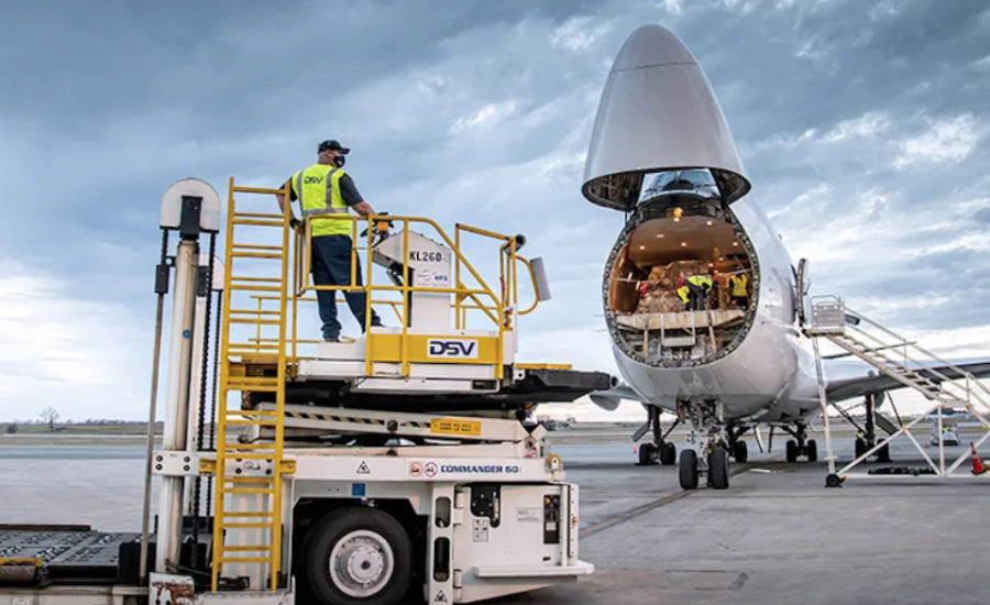 Tarifas de transporte aéreo puerta a puerta a Sharjah